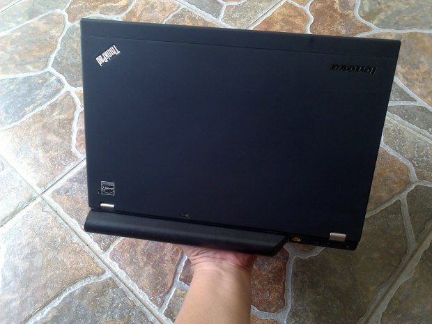 Jual Laptop Lenovo Thinkpad X220 Top View